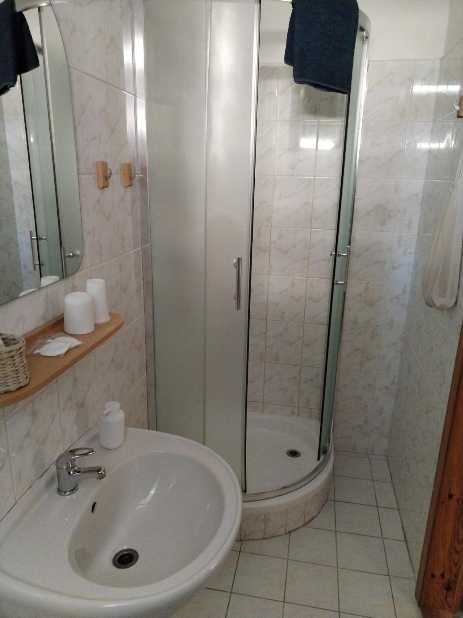 Hotel U Zvonu Kutna Hora Bagian luar foto