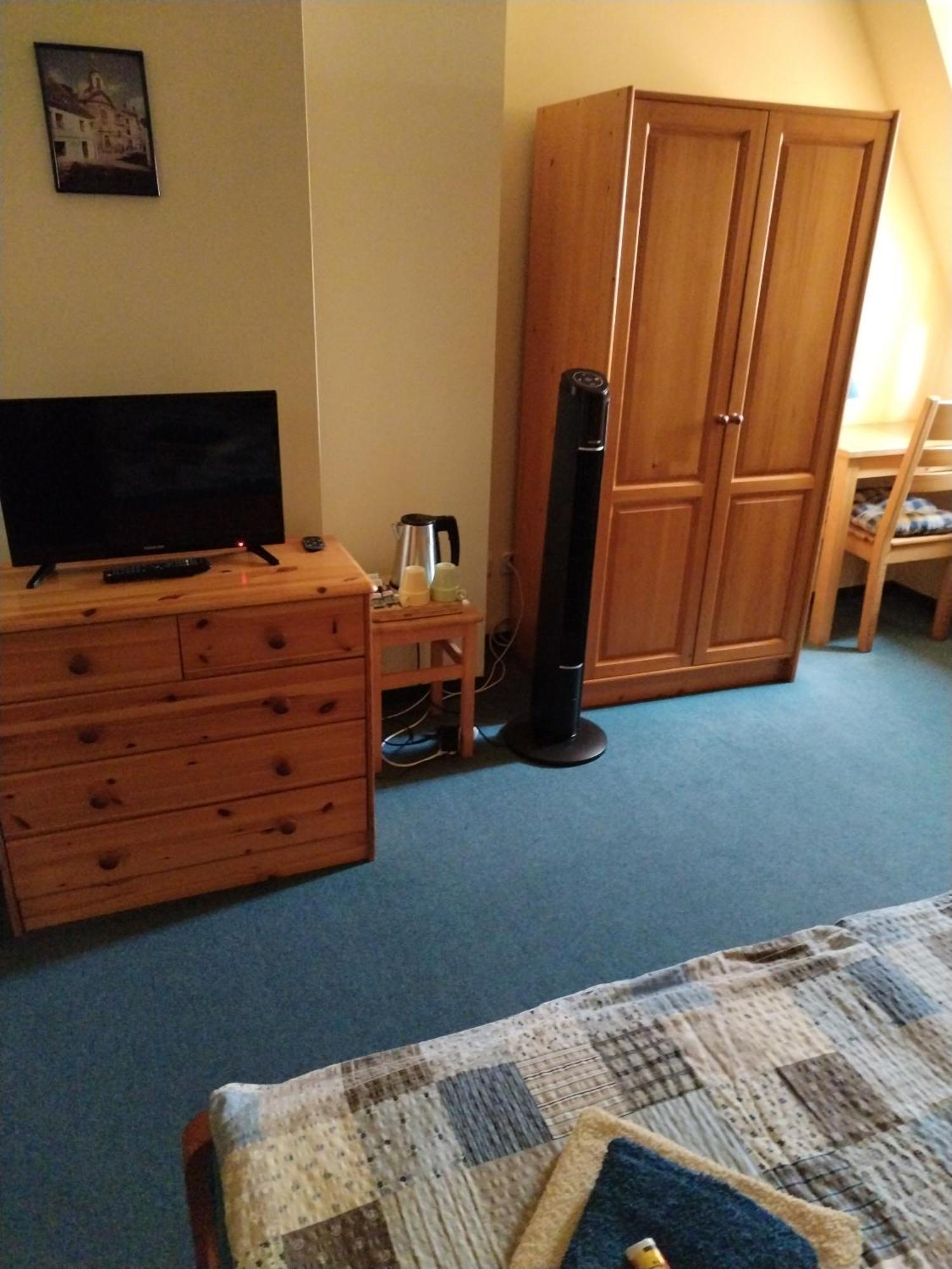 Hotel U Zvonu Kutna Hora Ruang foto